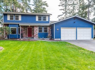 2106 Fireside Ln, Oak Harbor, WA 98277