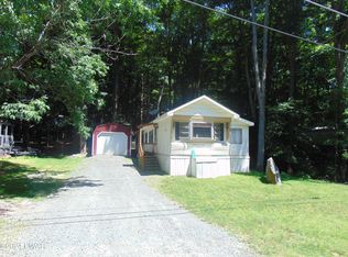 130 Marina Way, Greentown, PA 18426