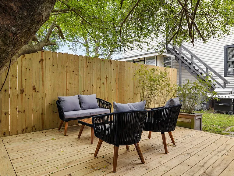 20 Dunnemann Ave #B — Photo 33