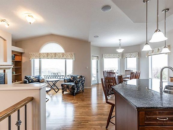5th image of 621 N Jesmond Point SW