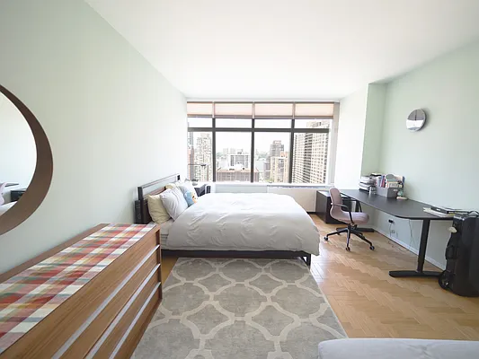 Rented by Douglas Elliman | media 19