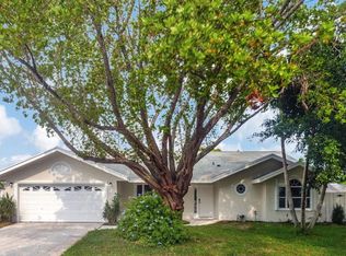 843 Azalea Dr, Royal Palm Beach, FL 33411