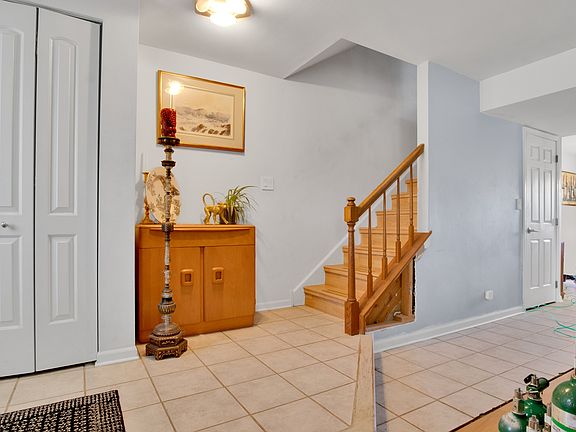 3rd image of 4141 N Yale Ave