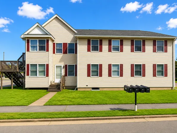 13 Western Ave #B, Hampden, ME 04444