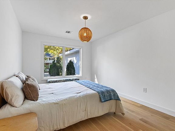 3rd image of 87 Harris Rd
