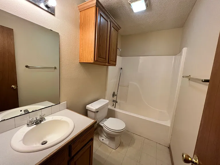 1411 Par Rd #B — Photo 13