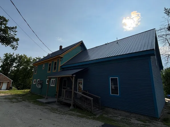 7 Harding Ln #1, Dixfield, ME 04224
