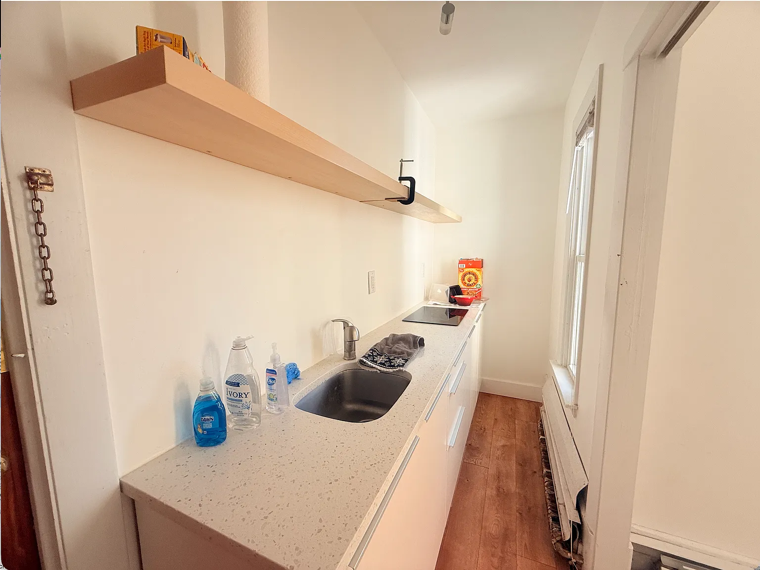 Studio, 280 sqft, $1,950 — Photo 4