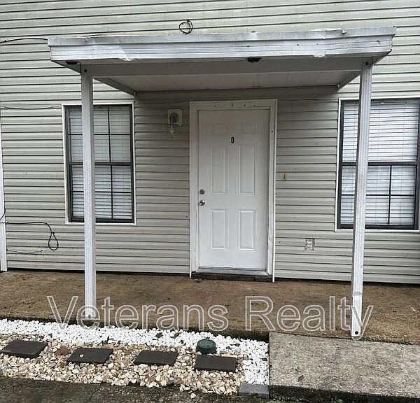 111D Via Don Ray Rd — Photo 1