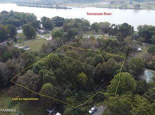 Channel Dr, Loudon, TN 37774
