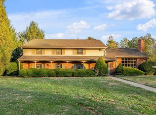 754 Chinoe Rd, Lexington, KY 40502
