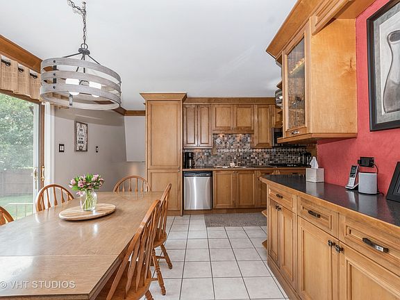 5th image of 15205 Pine Dr