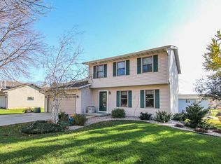 5535 Woodglen Trl, Madison, WI 53716