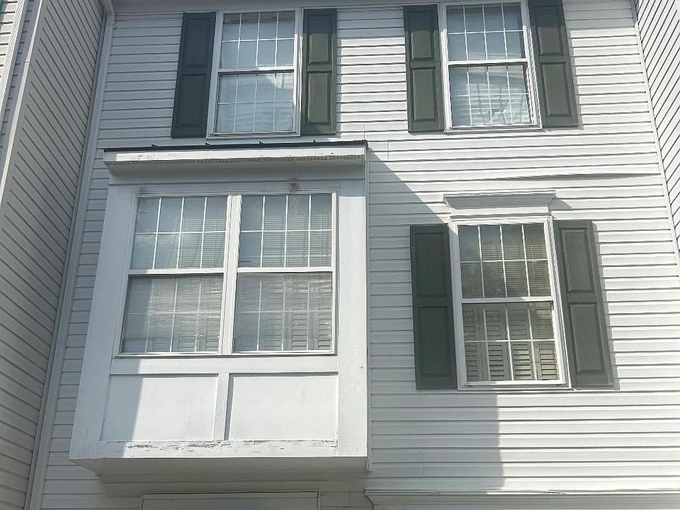 1st image of 6010 Rose Bay Dr