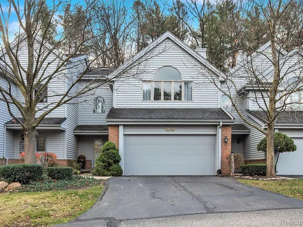 6565 Ridgeview Dr, Clarkston, MI 48346