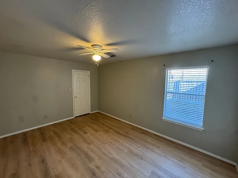 20 McGee Rd — Photo 7