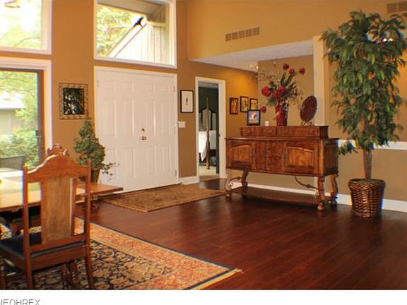 4th image of 805-38 Windward Dr