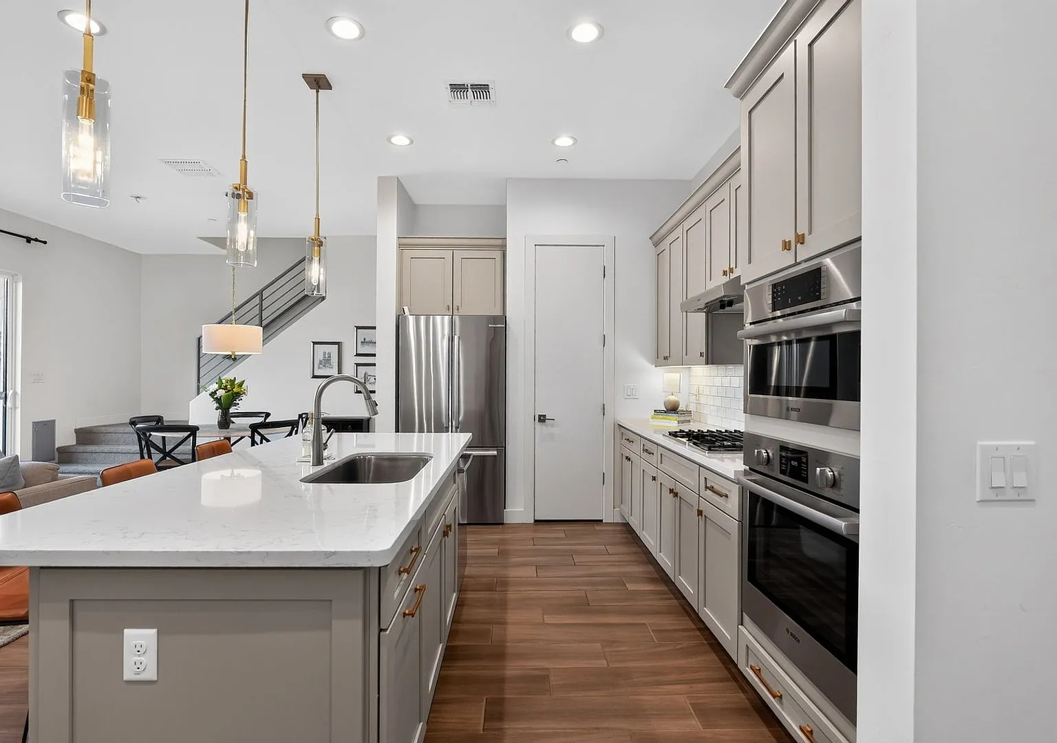 Charming 3BR House in Phoenix — Photo 3