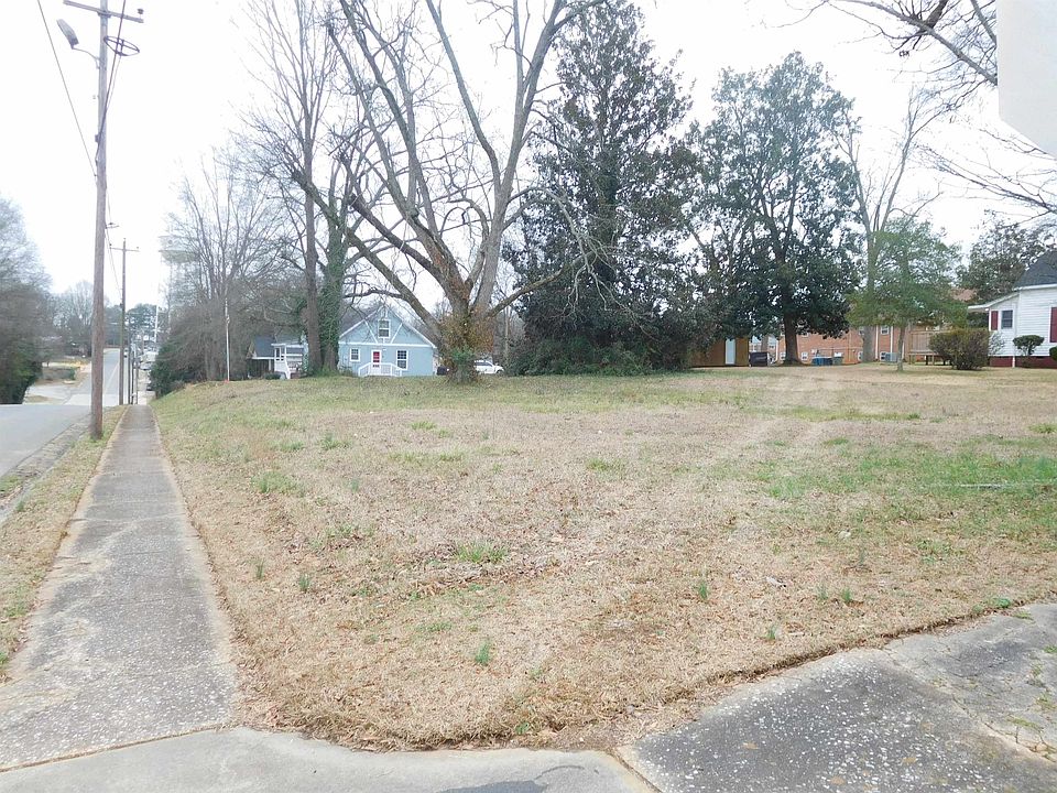 2nd image of Floyd Baker Boulevard & S Johnson St