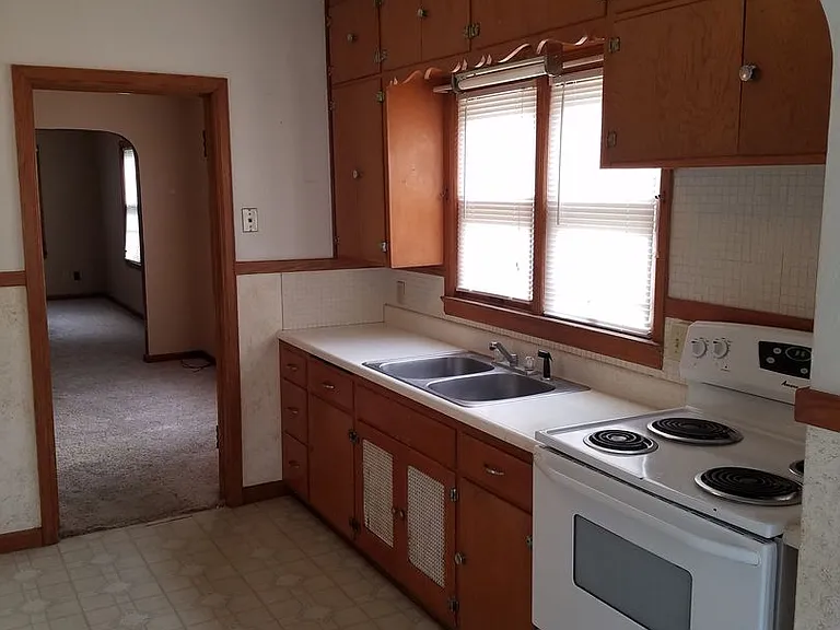 Rainbow Dr 1617-1619 — Photo 24