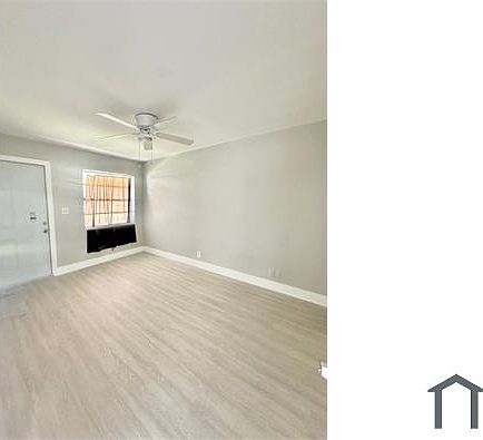 3rd image of 1130 NW 29th Way
