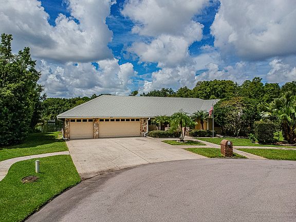 4th image of 3816 Louis Cir