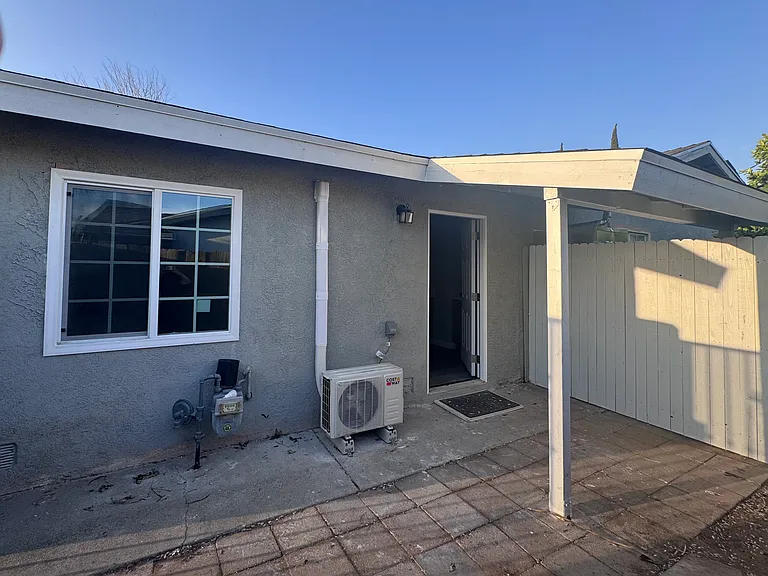 13260 Moreno Way #B — Photo 8