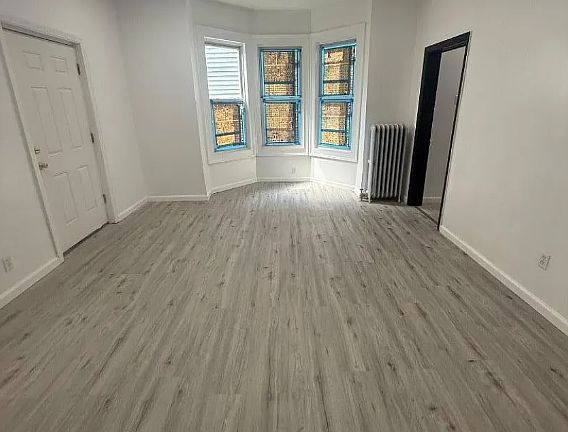 2nd image of 15 Winthrop Ter Floor 1