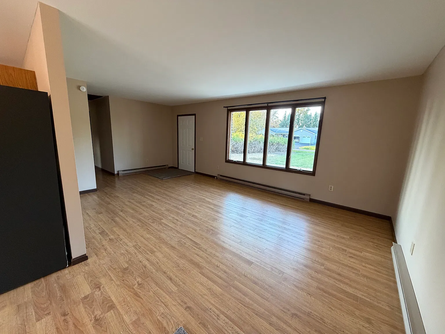 3 bed, 1088 sqft, $2,800 — Photo 4