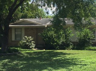 806 Stonegate Dr, Universal City, TX 78148