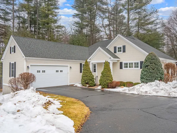 10 Barons Court #10, Simsbury, CT 06070