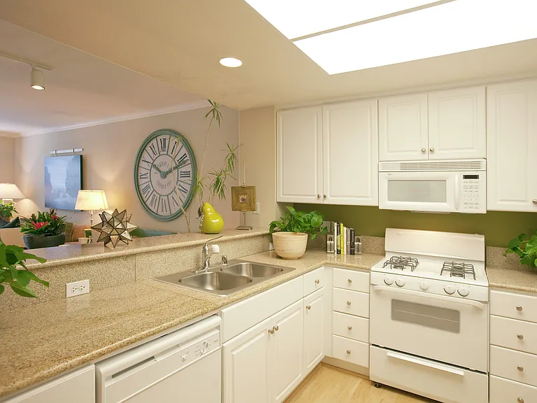 North Park Apartment Homes — Photo 30