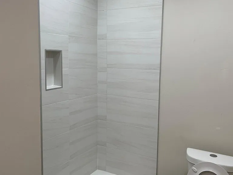 311 Stanford Dr SE — Photo 10