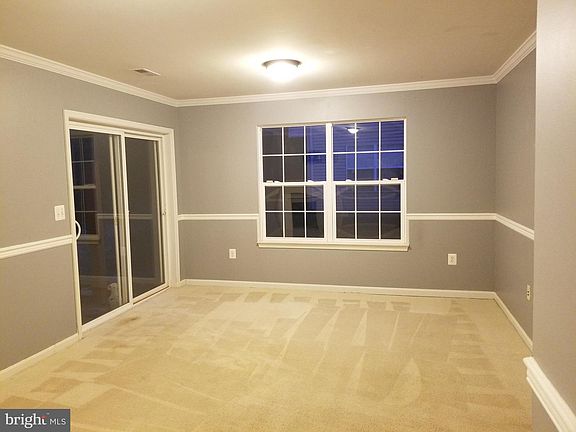 3rd image of 115 Raynar Ct