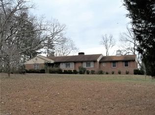 5007 Hilltop Rd, Greensboro, NC 27407