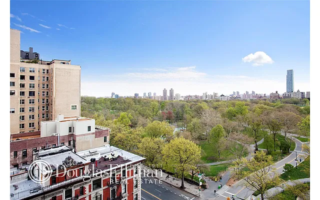 Sold by Douglas Elliman | media 14