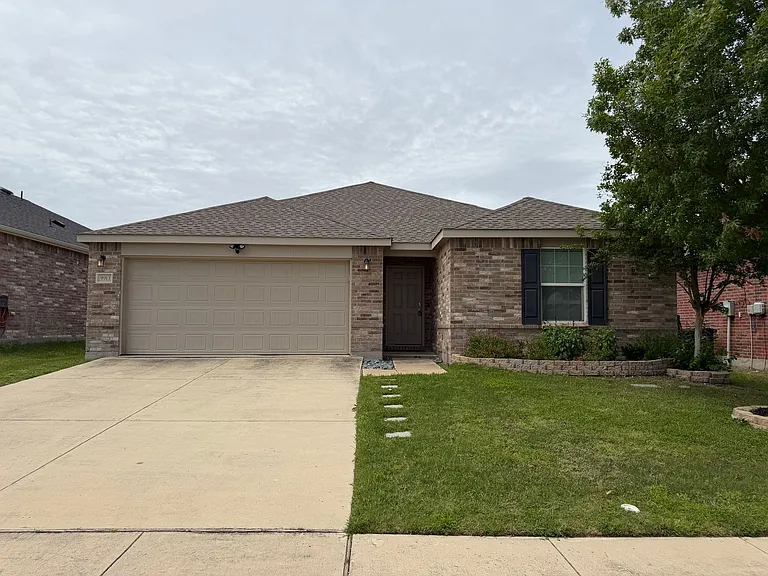 9913 Amosite Dr — Photo 1