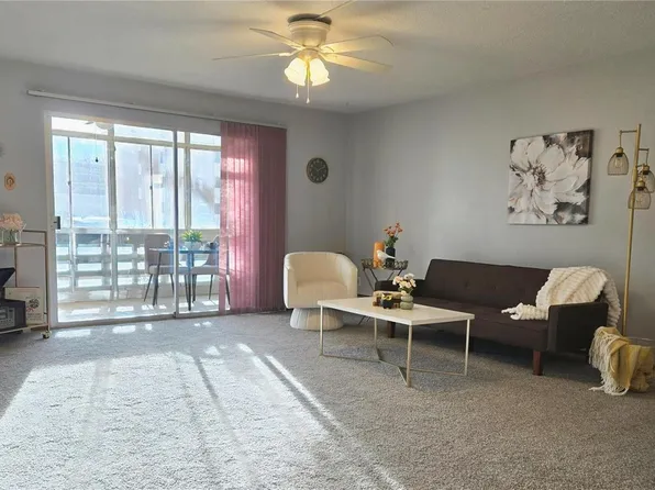 680 S Alton Way #3A, Denver, CO 80247