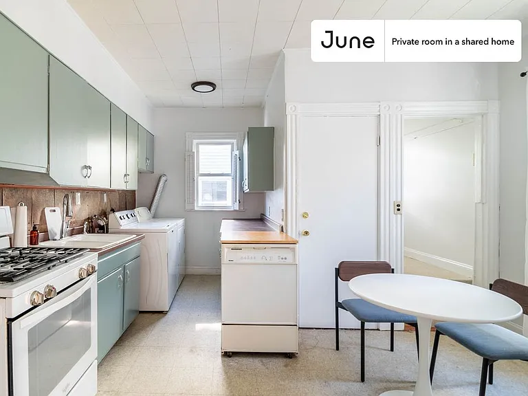 45 Montcalm Ave #A — Photo 8