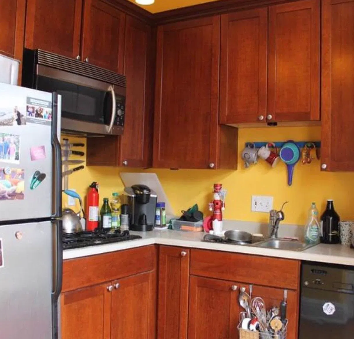 2 bed, 1.5 bath, 1200 sqft, $1,100 — Photo 2