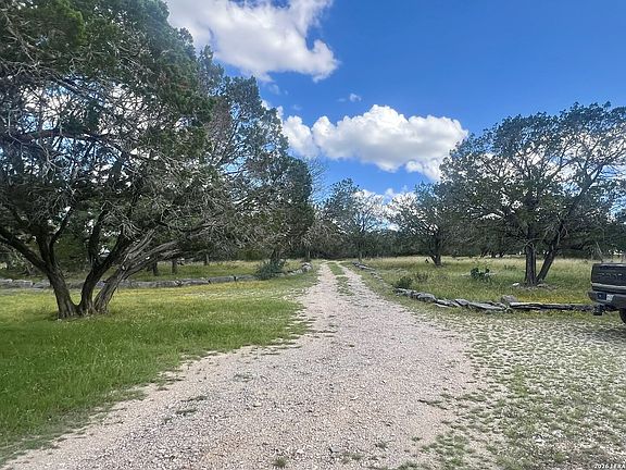 4th image of 1589 FM 1340