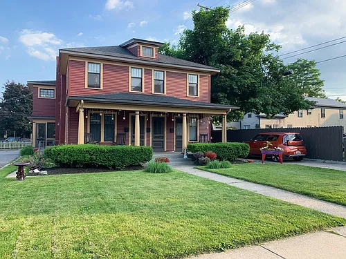 105 Washtenaw Ave Photo 1