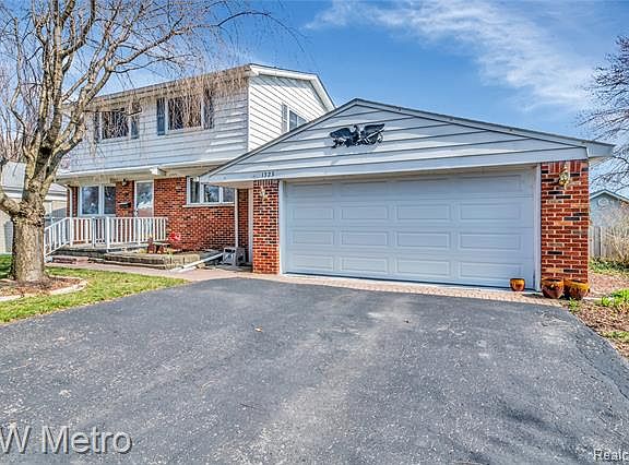 5th image of 1323 Wellesley Dr