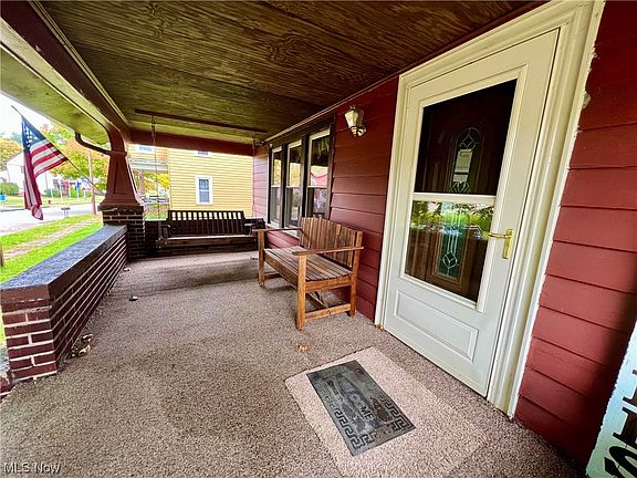 5th image of 203 Hanna Ave