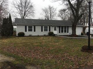 132 Meadow Pl, Hope, IN 47246