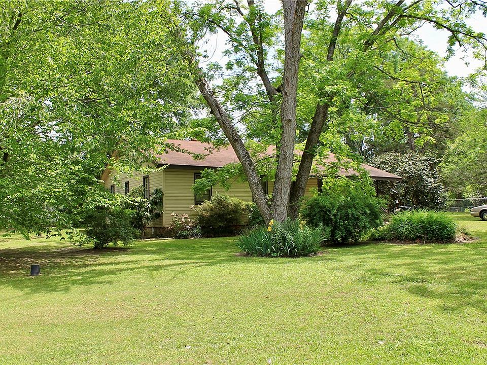 71 W College St S, Notasulga, AL 36866 Zillow