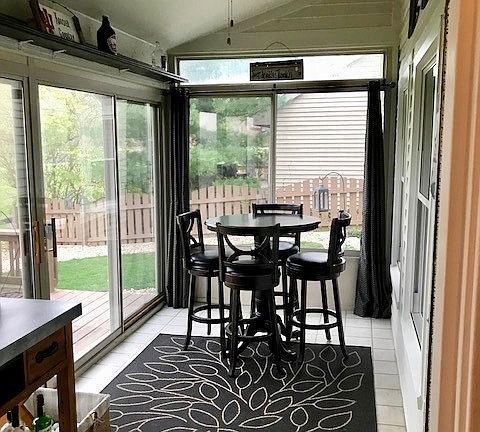 5th image of 10741 Seaview Ln