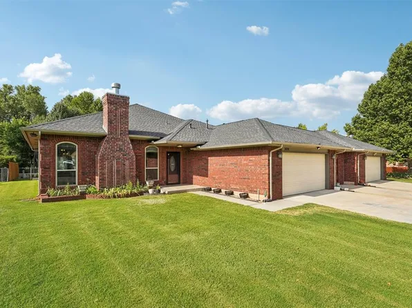 1624 E Twin Brook Ter, Mustang, OK 73064
