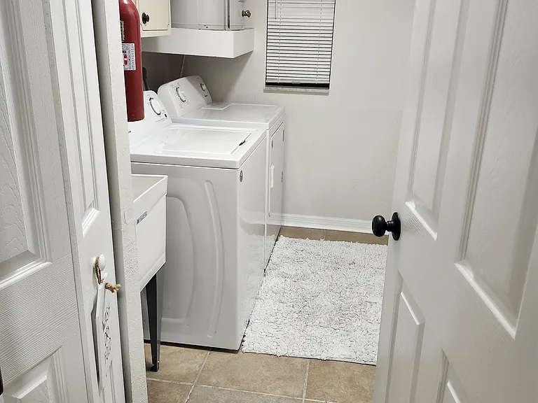 215 Beach Ln #B — Photo 20