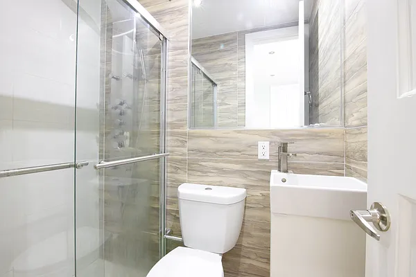 Rented by Heritage Realty LLC | media 27